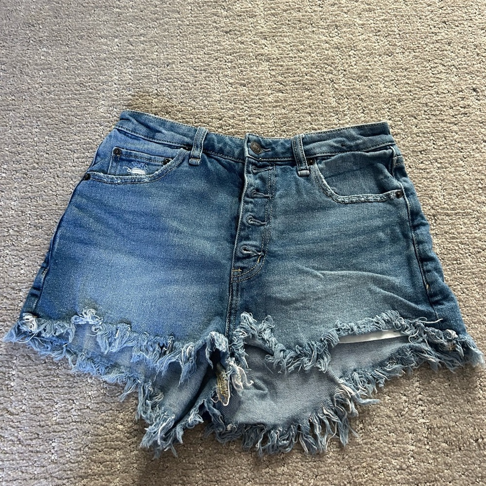 Abercrombie and Fitch size 28 shorts